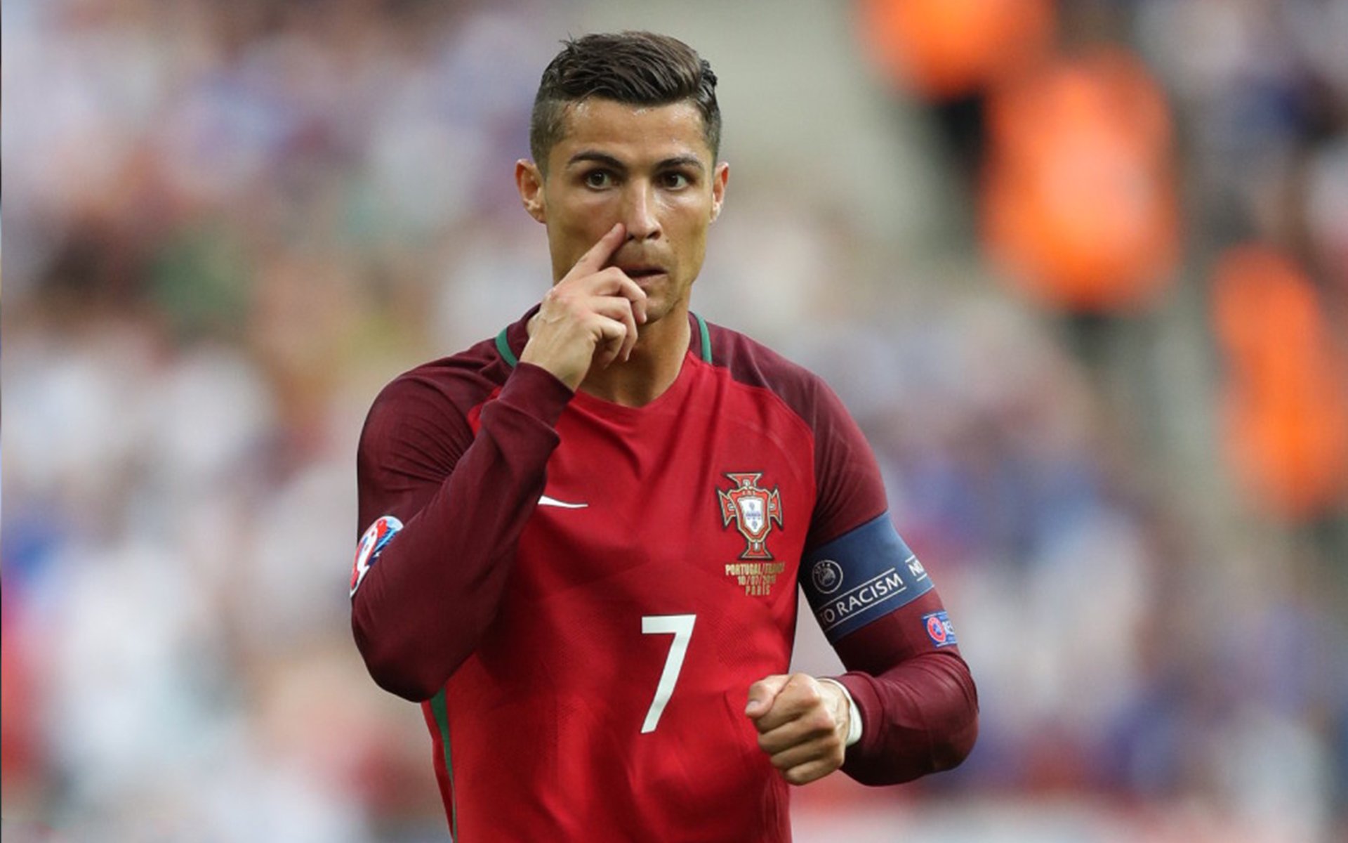 弗拉霍维奇天神下凡！曼联对阵AC米兰赛后评分拉满，一战定义现代中锋新标杆